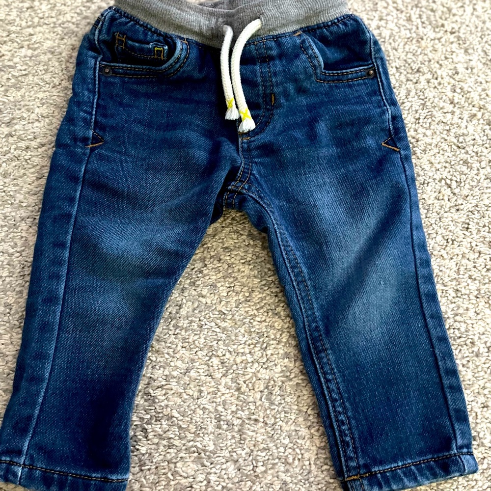 Baby boy skinny jeans with gray waist drawstring